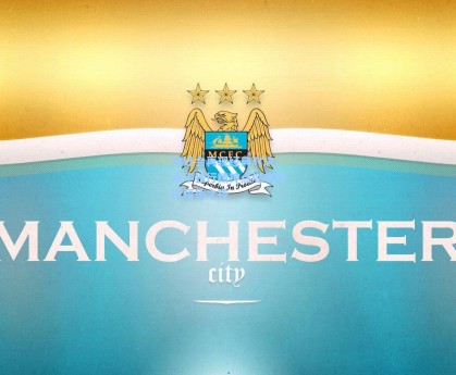 双红会再现经典对决，永不独行精神点燃老特拉福德之夜